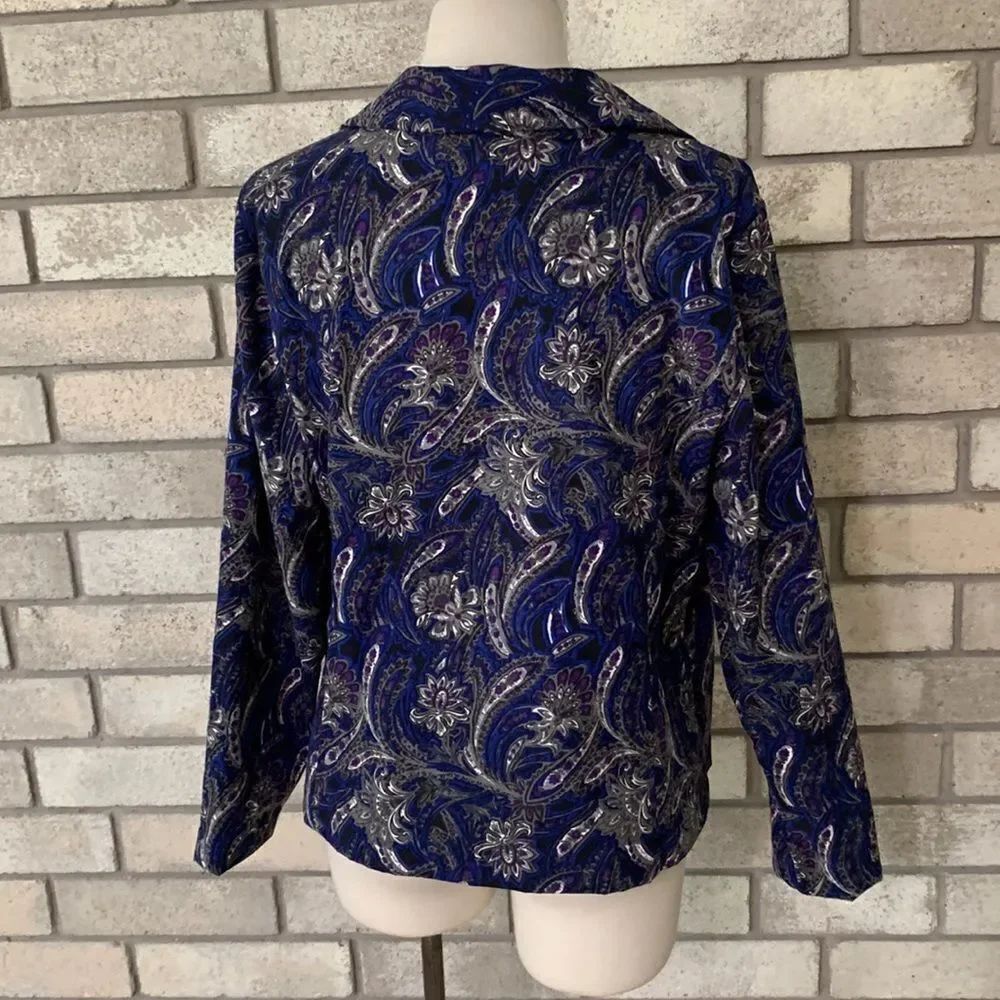 3for$20 jacket zipper front medium - Picture 3 of 5